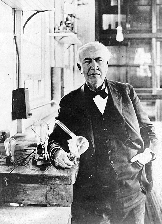 edison first light bulb